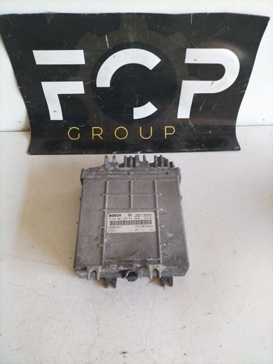 [ECU0273] Centralita motor Renault réf Bosch : 0281001878 Referencia original Renault : 7700109062 - 8200059887