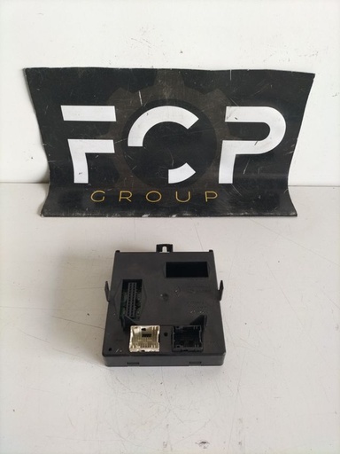 [UCH0017] Caja de reles fusibles UCH 81N1 Renault Espace IV Referencia original : 8200315956 / 21674343