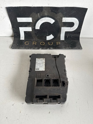 [UCH0022] Caja de reles/ fusibles Renault megane II Referencia original : 8200351181 / 8200440673