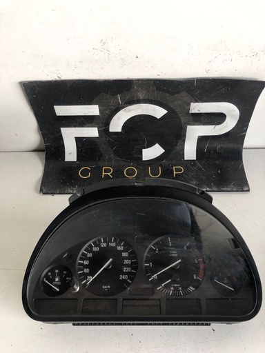[C-TACH0242] Cuadro de intrumentos BMW E39 Referencia original VDO : 110008735