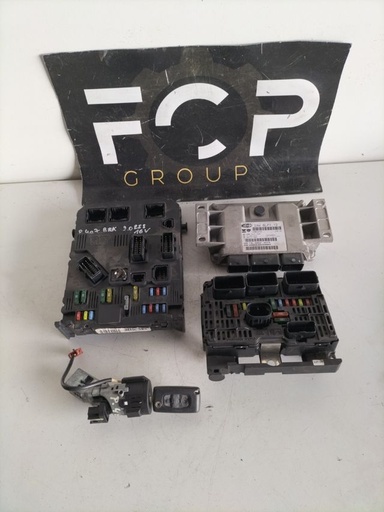 [KIT0047] kit de arranque peugeot 407 2.0 gasolina IAW 6LP1 .12 ECU Referencia original : 9651927980 - 9655354880 - SW16.662.074 BSM Referencia original PSA : 9656086080 BSM L01-00 - S118983001  /                  
BSI Referencia  : 9655221180 BSI-S03-00 - S120104600