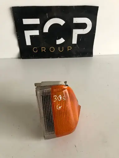 [CLIN0005] Intermitente delantero izquierdo Peugeot 305