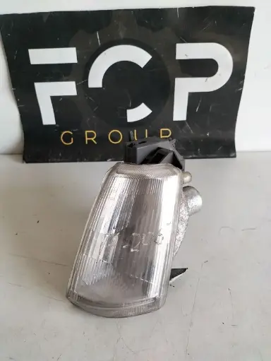 [CLIN0017] Piloto intermitente delantero izquierda Peugeot 205