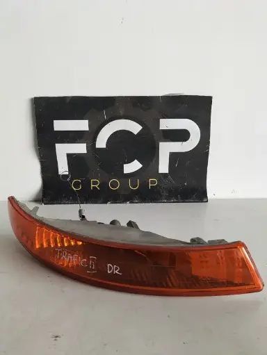 [CLIN0030] Piloto intermitente delantero derecho Renault trafic MK2 f2 Referencia original : 8200007030