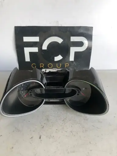 [C-TACH0018] Cuando de instrumentos Renault clio 4 Referencia original : 248101135R