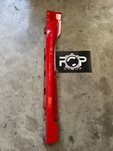 [BDC0002] Moldura del panel inferior Derecho Toyota GR86 2022-2025 Referencia original : SU003-08648