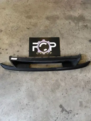 [CAL0007] Alerón Difusor Parachoques Audi A3 8Y Sportback Desde 2020             
Referencia Original : 8Y4807521.