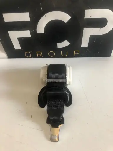 [CEIN0195] Cinturón de seguridad trasero derecho 3 filas Peugeot 5008 Referencia original : 9681973480