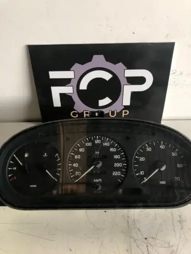 [C-TACH0031] Cuadro instrumentos Renault Megane 1 2.0 l gasolina con 188006 km Referencia original : 7700839644