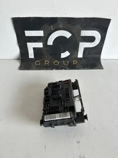 [BSM0014] Caja reles fusibles Siemens BSM A3 Peugeot - Citroen Referencia original : 9641258080 / S110500001