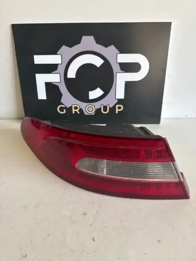 [FEU0012] Piloto trasero izquierdo Jaguar XF Referencia original : 8X2313405BC