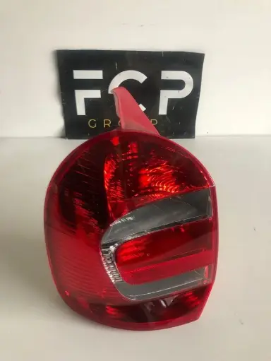 [FEU0008] Piloto trasero izquierdo Renault grand modus 2008+  Observación : nuevo nunca usado pero tiene pequeña grieta. Precio rebajado!