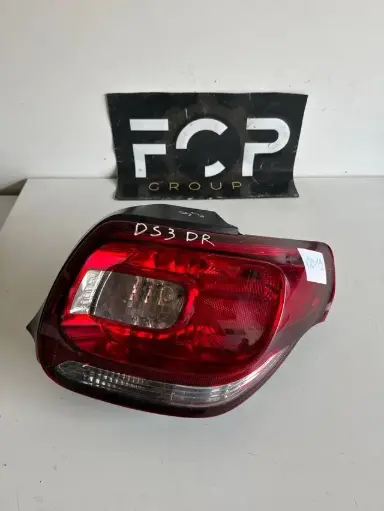 [FEU0019] Piloto trasero derecho Citroen ds3 Referencia original : 9683115380