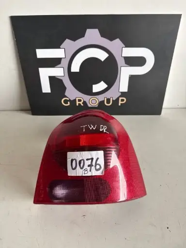 [FEU0076B] Piloto derecho Renault Twingo 1