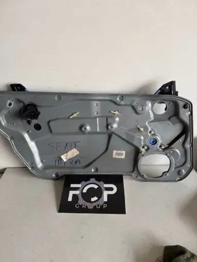 [GARN-P0016] Mecanismo del elevalunas delantero izquierda Seat Ibiza (6L) año 2006 - 3 Puertas Referencias original : 6L3837751CJ