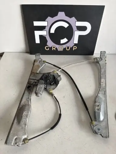 [LEV-VIT0187] Elevalunas delantero derecho Renault Clio III , 5 puertas Referencia original : 8200291147-J /981283-103 / 400861F