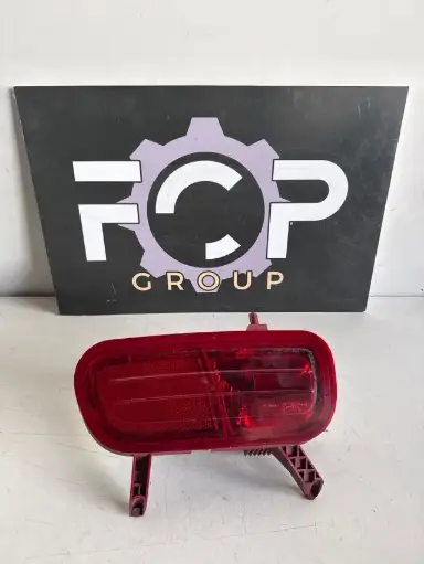 [FEU-AB-AR0001] Faro antiniebla trasero izquierdo Peugeot 5008 Referencia original : 9684068680