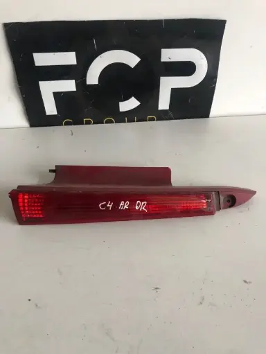 [FEU-AB-AR0004] Catadrioptico trasero derecho Citroën C4 Referencia original : 9655863780