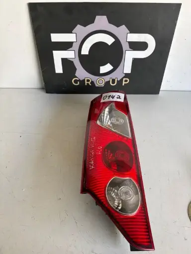 [FEU0142] Piloto trasero izquierdo Renault Kangoo  Redferencia original : 8200419941