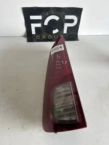 [FEU0054] Piloto trasero izquierdo Renault Espace IV                              Referencia original : 8200394722