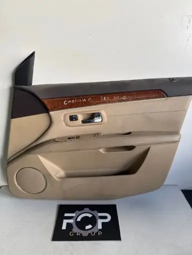 [GARN-P0020] Panel Puerta Delantero Derecho Cadillac SRX 3.6 V6 4X4 Referencia original : 25807476