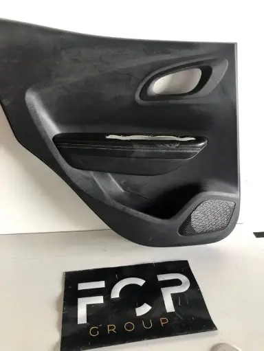 [GARN-P0012] Guarnecido / panel de la puerta trasero izquierdo Renault kadjar Referencia original : 829A11869R