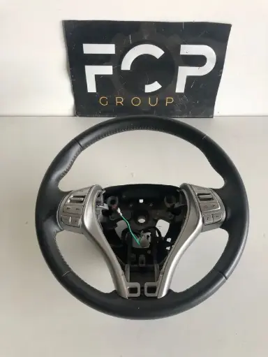 [VOL0003] Volante multifuncion de cuero Nissan Qashqai j11 2014+ Referencia original : 34221157A