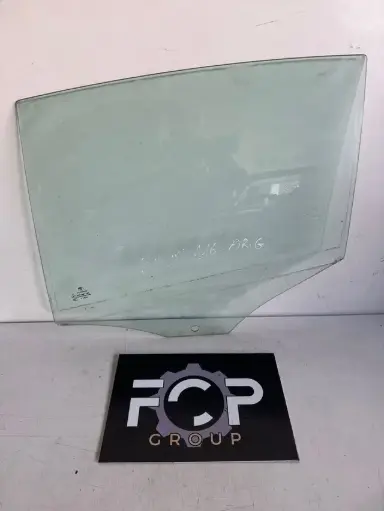 [VIT0052] Cristal / Ventana Trasero Izquierda BMW seria 1 E81    4 puertas