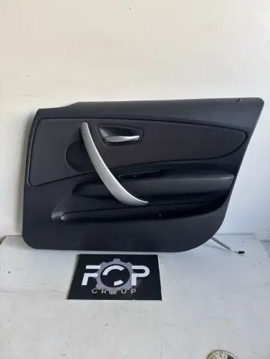 [GARN-P0029] Panel de puerta delantera derecha para BMW Serie 1 E81. Referencia original : 8353465