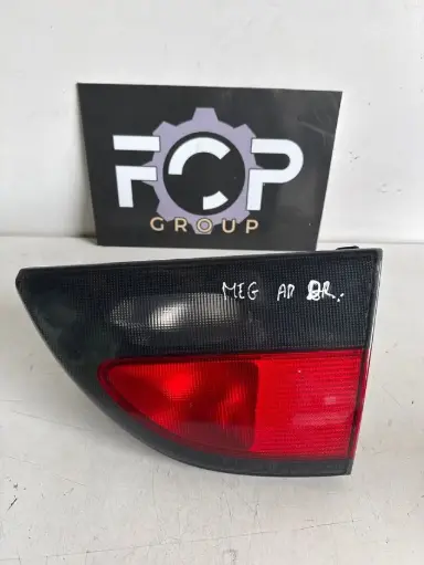 [FEU0105] Piloto trasero derecho Renault Megane I Referencia original : 7700838533