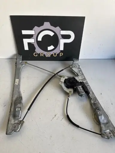 [LEV-VIT0208] Elevalunas delantero izquierdo Renault Clio III , 5 puertas Referencia original : 8200291148 / 981286104 / 400858