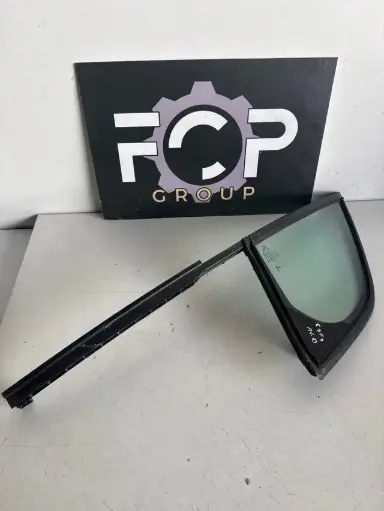 [CUS0071] Cristal / ventanilla / custodia de puerta delantero derecho Citroen C3 2009-2016