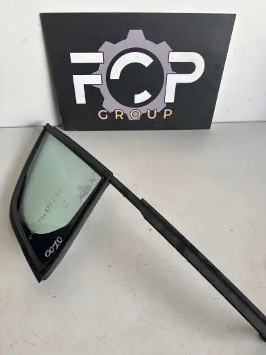 [CUS0010] Cristal / ventanilla de puerta / custodia delantero derecho Citroën c3 2009-2016