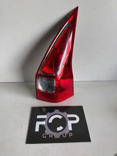 [FEU0101] Piloto trasero derecho Renault Megane II SW break 2006-2008 Referencia original : 8200417351