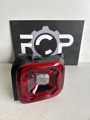 [FEU0069] Piloto trasero derecho para Jeep Renegade 2020 Referencia original : 52087955RH