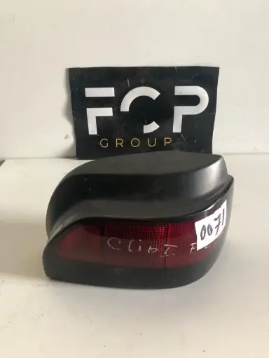 [FEU0071] Piloto trasero derecho Renault clio 1