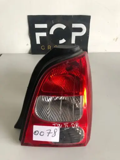[FEU0078+] Piloto trasero derecho Renault twingo II Referencia original : 8200387889