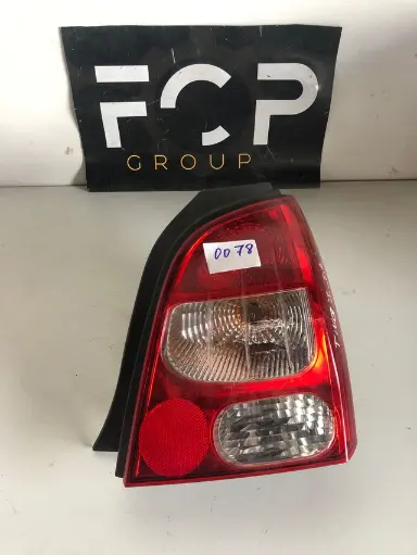 [FEU0078] Piloto trasero derecho Renault twingo II Referencia original : 8200387889