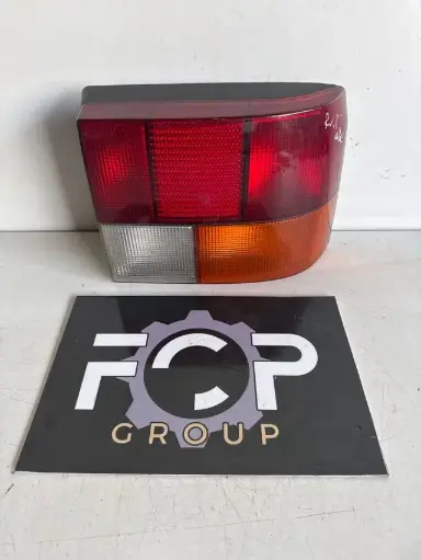 [FEU0032] Piloto Derecho Renault R19 seria 1 Referencia original : 77007870070