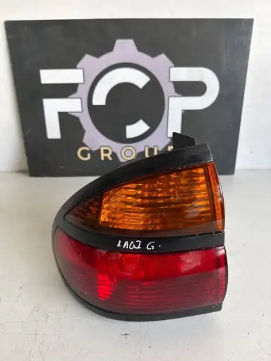 [FEU0269] Piloto trasero izquierdo Renault laguna 1 fase 2 1998-2001 Referencia original : 7700420122