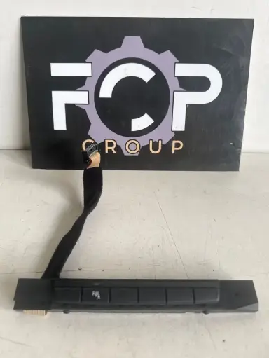 [B-DIV0202] Panel de control con botón de asistencia al estacionamiento. modulo sensor parking BMW seria 1 / 3 Referencia original : 03743671 / 6131696260504