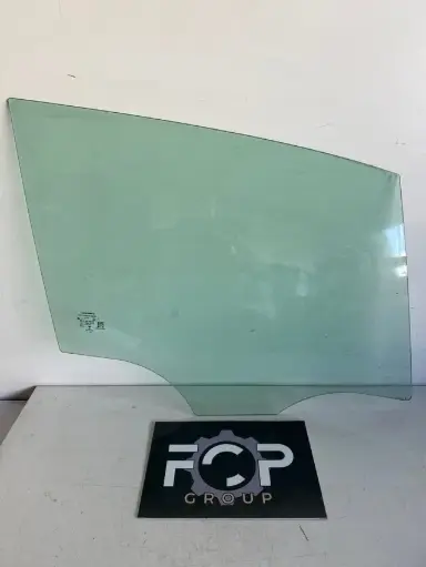 [VIT0068] Cristal / Ventana de puerta delantero derecho JEEP Renegade de 2020