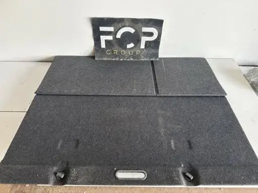 [PL-AR0001] Alfombra / bandeja maletero toyota yaris 2005-2012 Referencia original : 584100D010