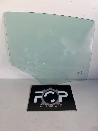 [VIT0055]  Cristal / Ventana Trasero derecho BMW seria 1 E81/E87 4 puertas