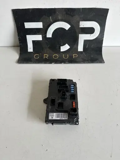 [B-DIV0128] Caja de reles / fusibles BSC A04 Peugeot - Citroen Referencia Siemens : S120017001H Referencia original : 9656148180