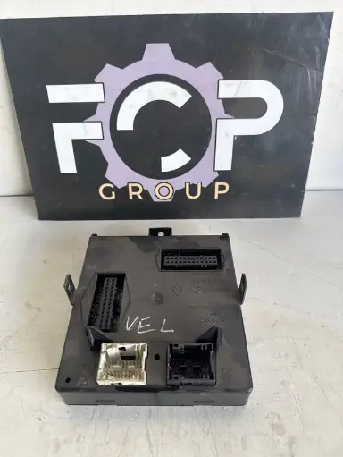 [B-DIV0215] Caja de relés de la marca Renault Sagem. Referencia original : 8200220682