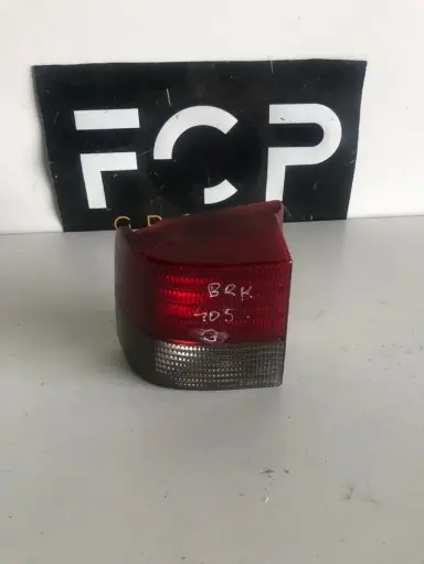 [FEU0192] Piloto trasero izquierdo Peugeot 405 break SW
